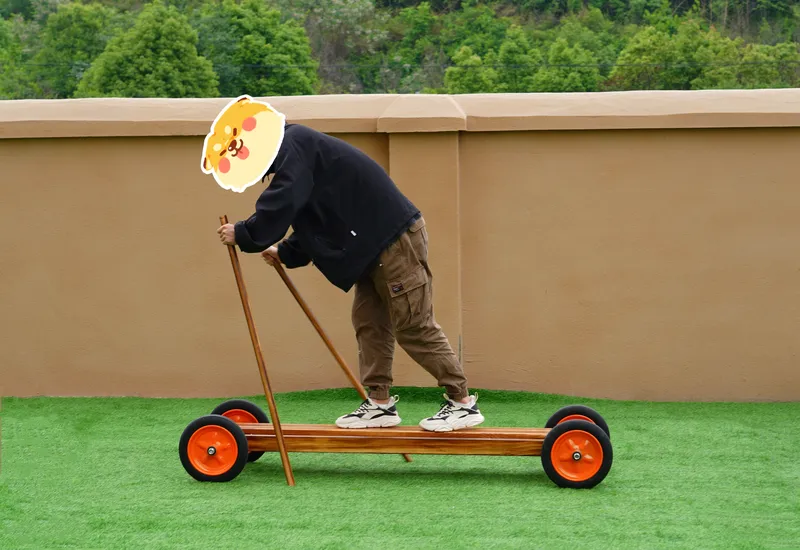 EVA foam wheels and construction components detail