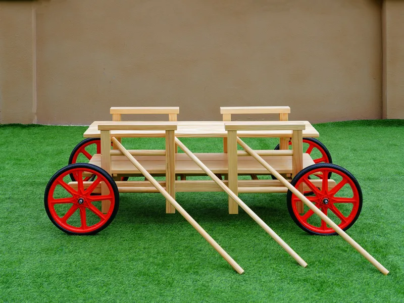 Train-inspired obstacle course construction possibilities