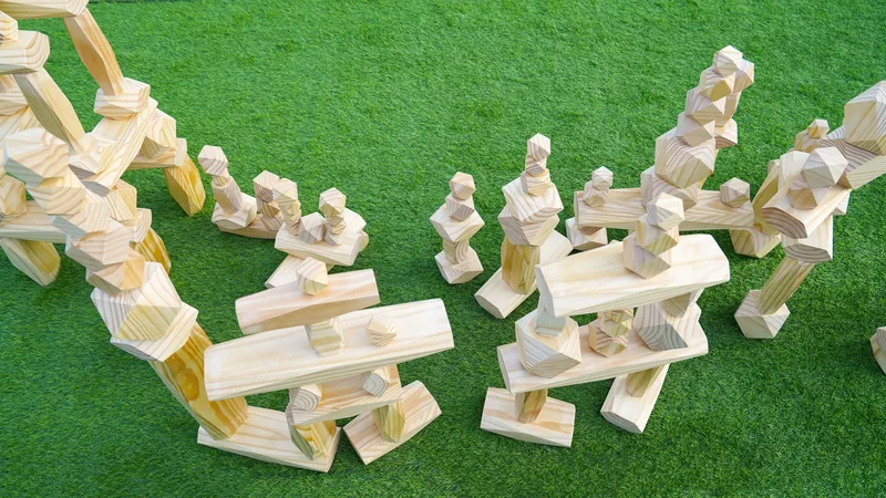 Premium New Zealand pine wood with natural clear coating