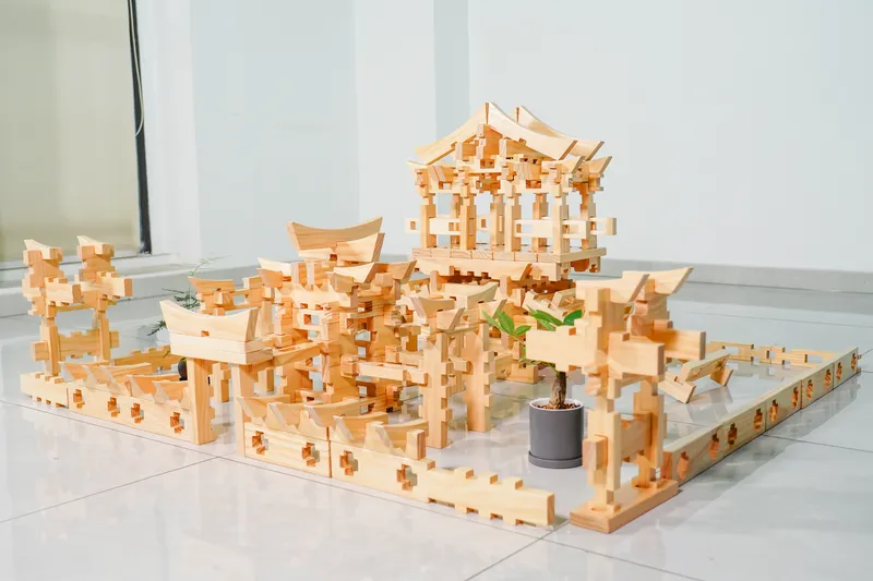 Traditional Chinese mortise-and-tenon joinery techniques