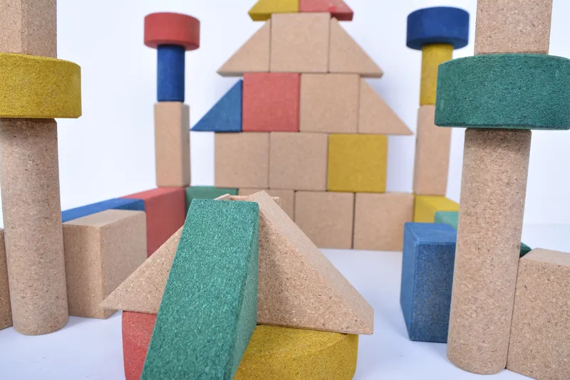 Lightweight yet durable cork blocks with pine wood storage box for organization