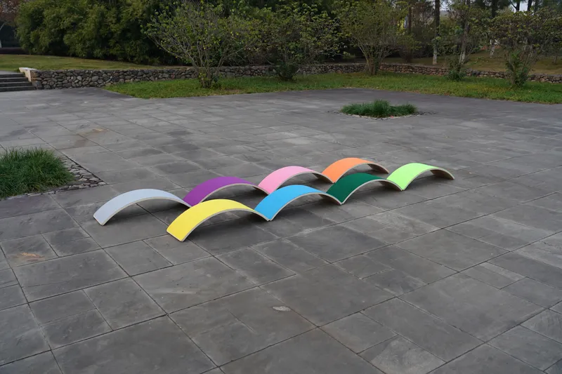 Dynamic movement experiences and cooperative play