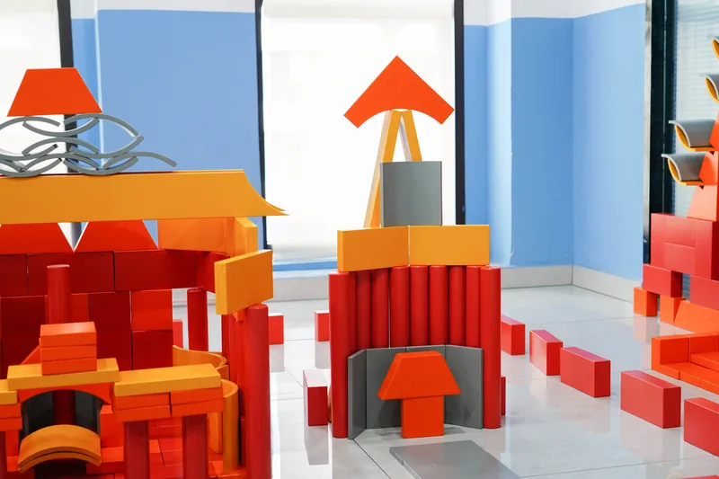 Comprehensive component variety for elaborate buildings