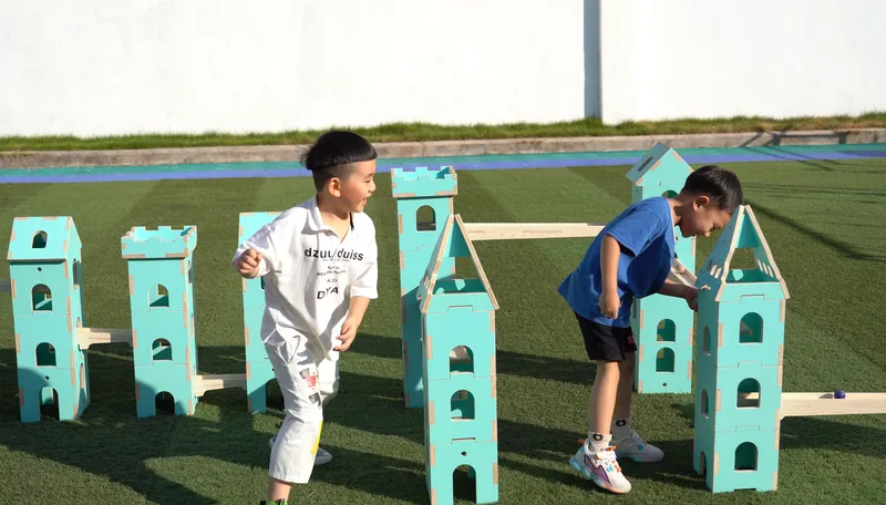 Towers, ramps, and pathways construction