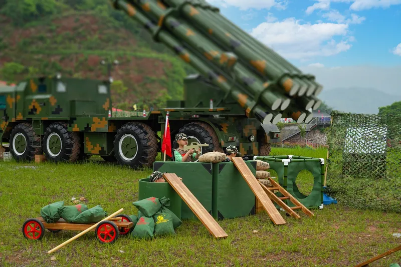 Pine wood structures and canvas components for outdoor durability