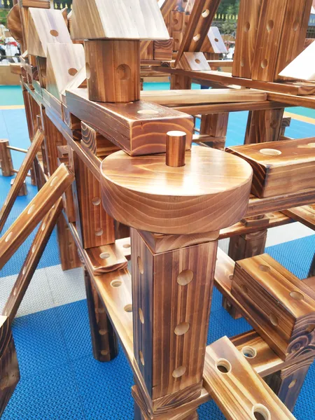 569 pieces with enhanced vehicle accessories