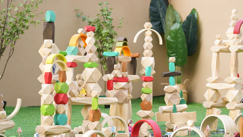 Architectural skill building through creative construction