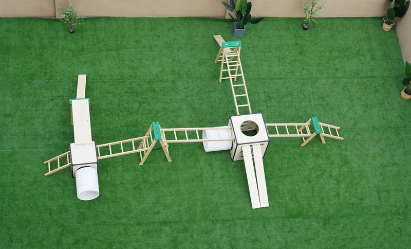 Premium New Zealand pine construction with E0-grade materials