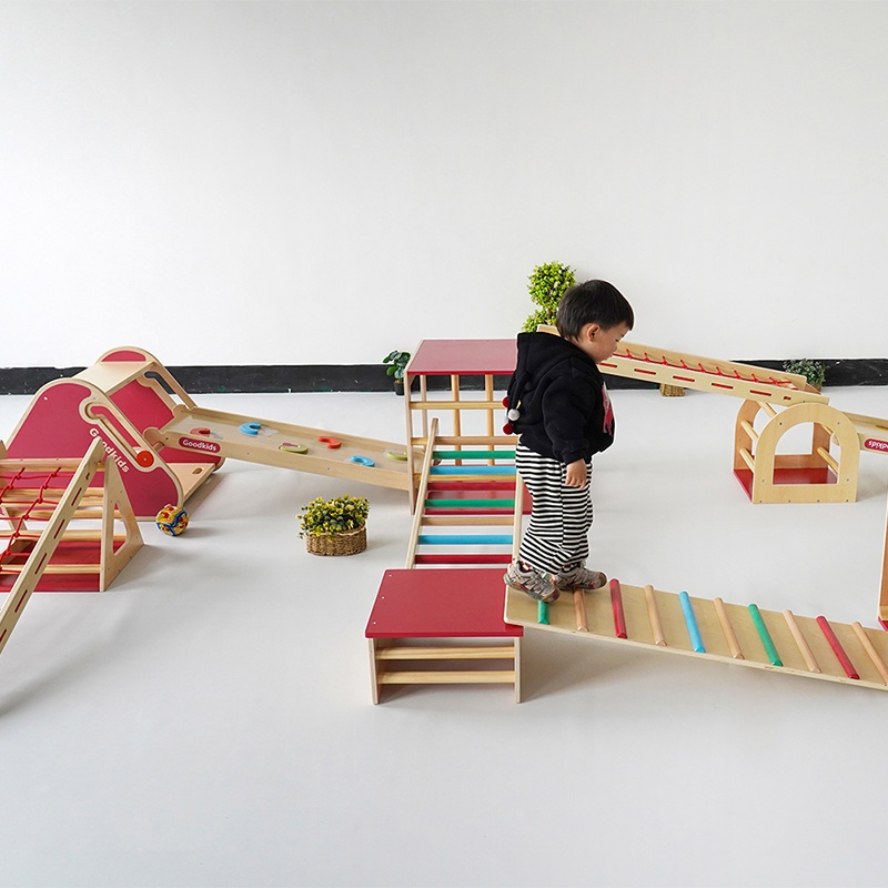 Daycare Play Set 5 Daycare Play Set - Developmental activities and exercises