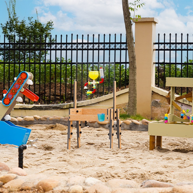 Outdoor learning and discovery activities