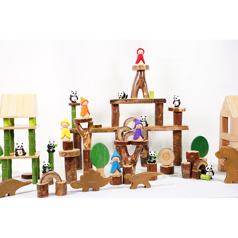 Educational prehistoric world creation through hands-on building