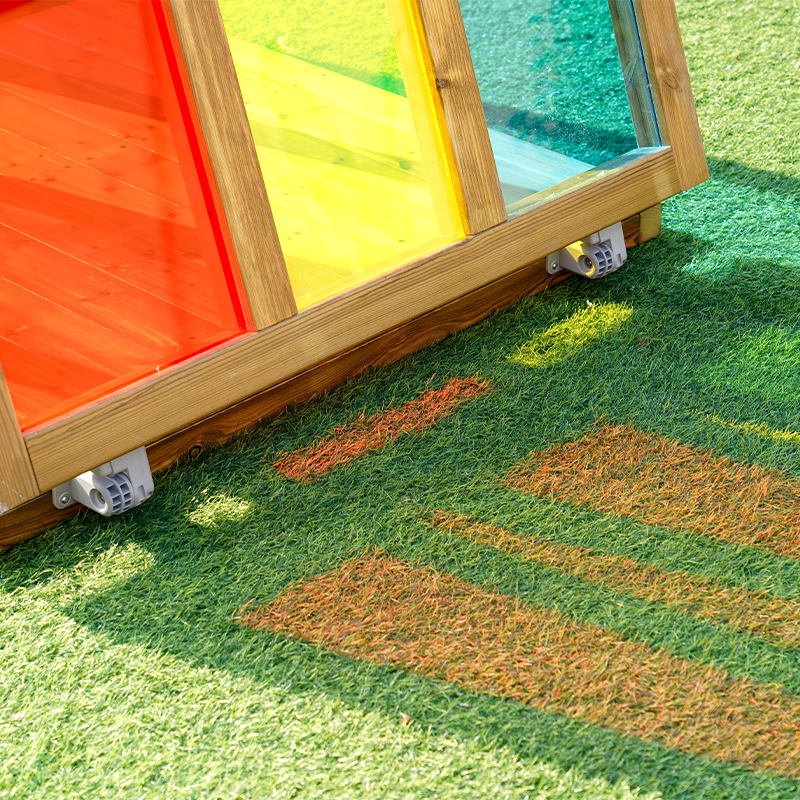 Colorful House - Interior view with acrylic panels and play space