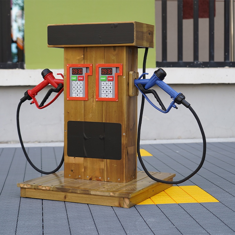 Gas and charging stations - Anticorrosive pine wood and safety plastic pretend play station