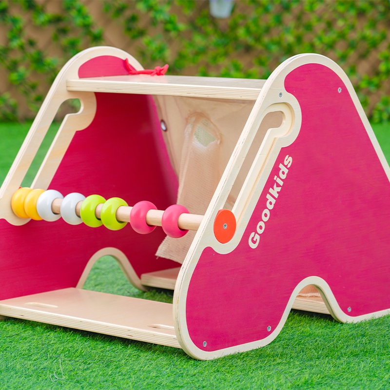 Heart-shaped crawling tunnel - Multi-layer basswood and beech wood construction