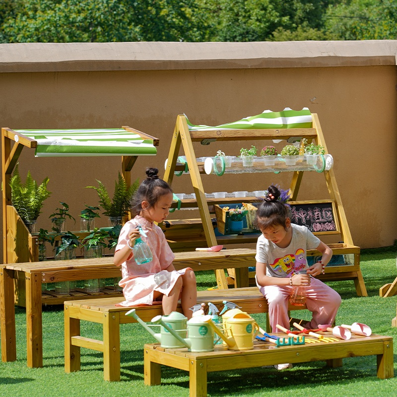 Comprehensive outdoor planting and discovery kit