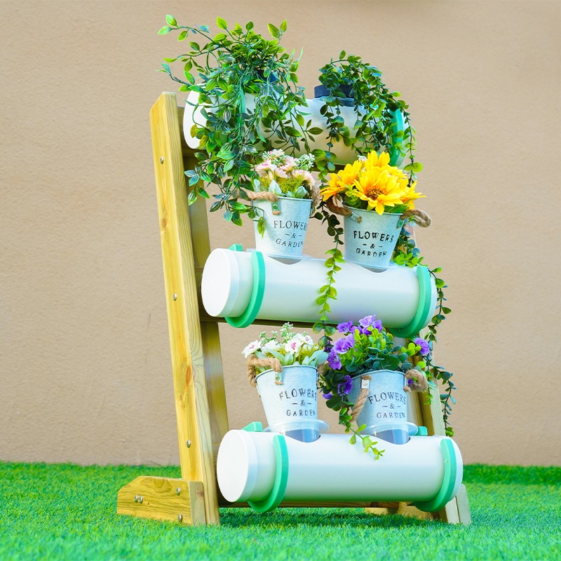 Pipe framework design with multiple vertical planting levels