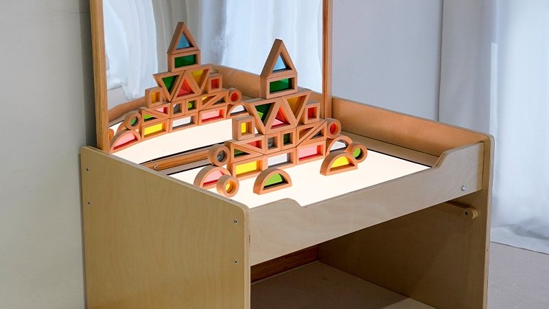 attractively around sensory light table