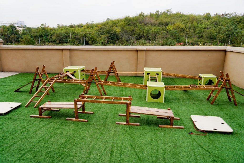 Obstacle Course Equipment: 34pcs Carbonized Outdoor Set & Bin