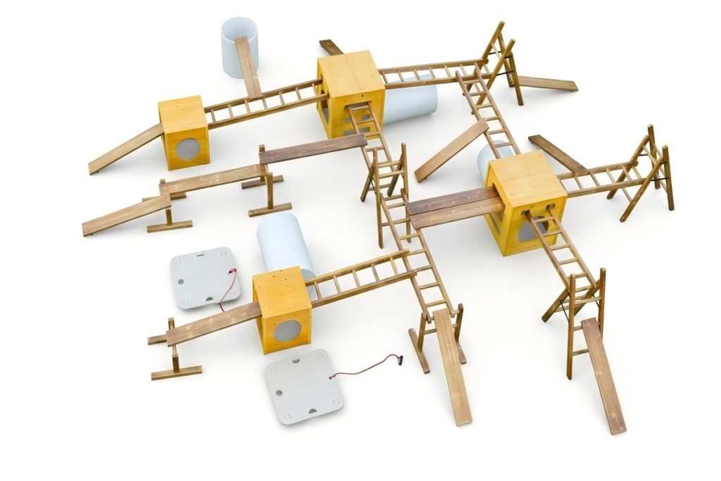 Wooden Outdoor Obstacle Course: 40pcs Kids Climbing Frame Set