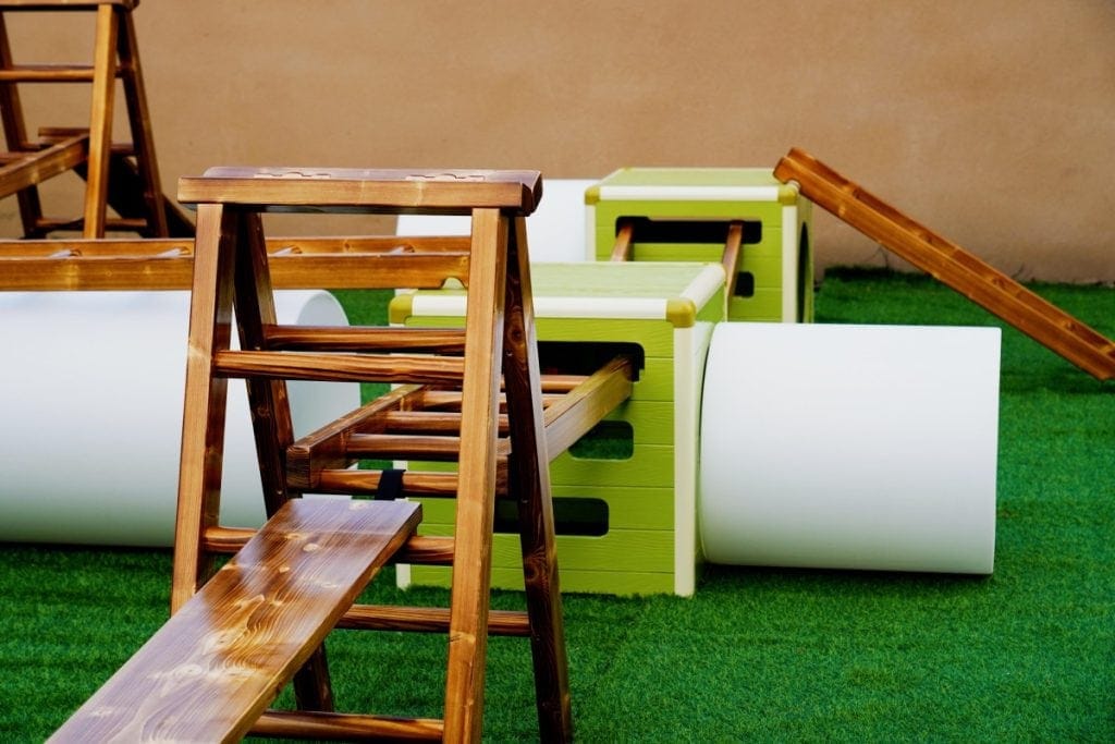 Children's Obstacle Course Equipment: 41pcs Carbonized Set & Avocado Bin