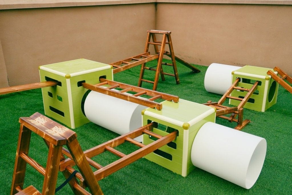Children's Obstacle Course Equipment: 41pcs Carbonized Set & Avocado Bin