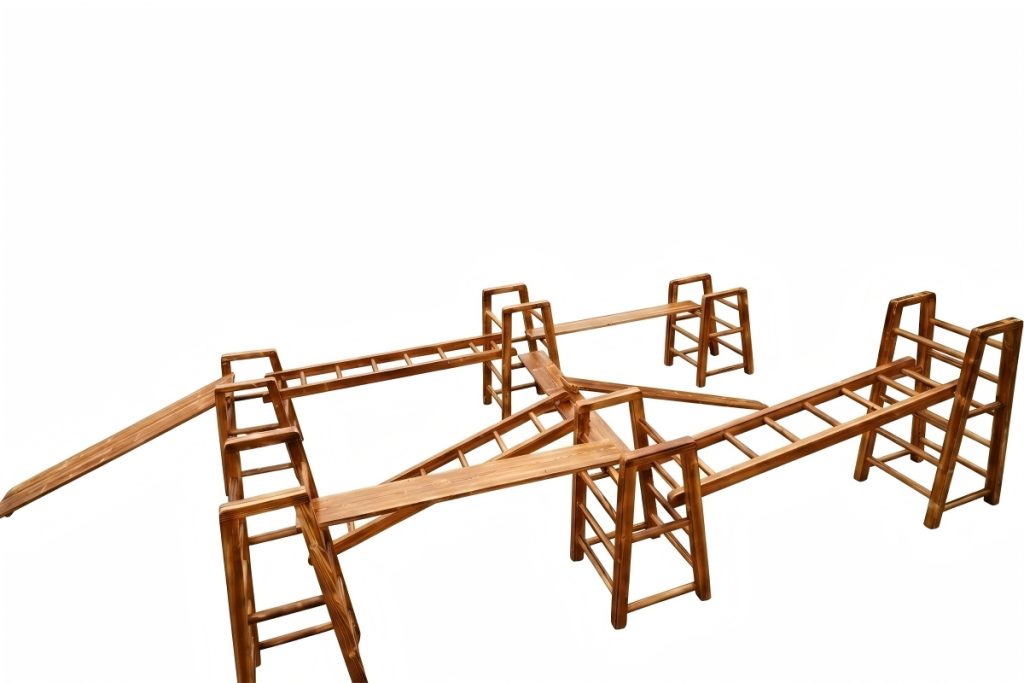 Anji Play Materials: 16pcs Wooden Playground Equipment Set