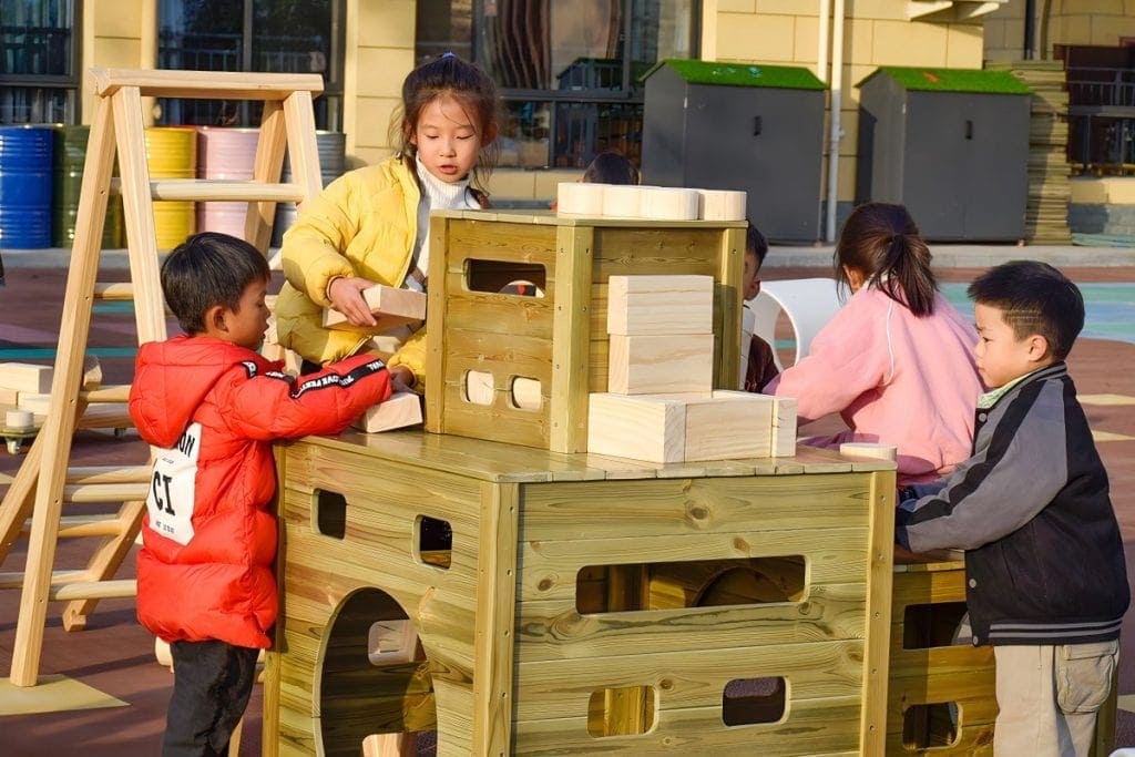 Large Wooden Building Blocks: 706pcs Outdoor Exploration Set