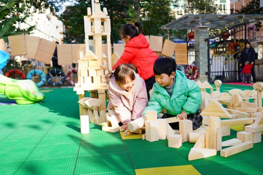 Unit Blocks: 417pcs Natural Wooden Building Blocks Set for Preschool