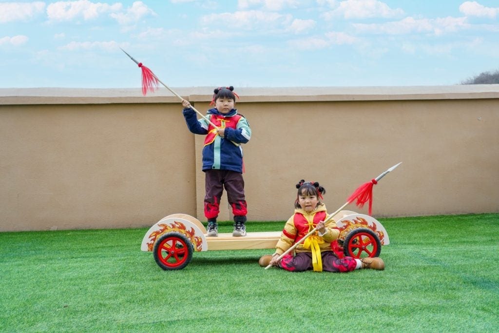 Nezha Wooden Rowing Chariot Set