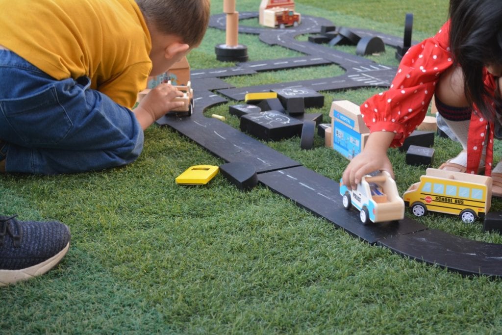 100-Piece Chalkboard City & Road Building Blocks Set