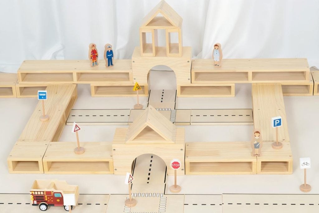 113-Piece Wooden City Road & Hollow Block Construction Set