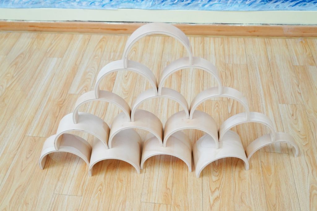 15-Piece Birch Plywood Arch & Tunnel Building Set