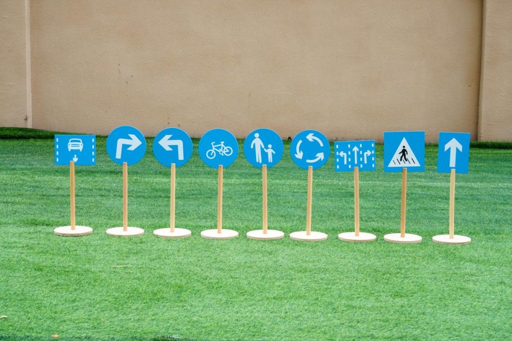 18-Piece Large Wooden Traffic Signs Set