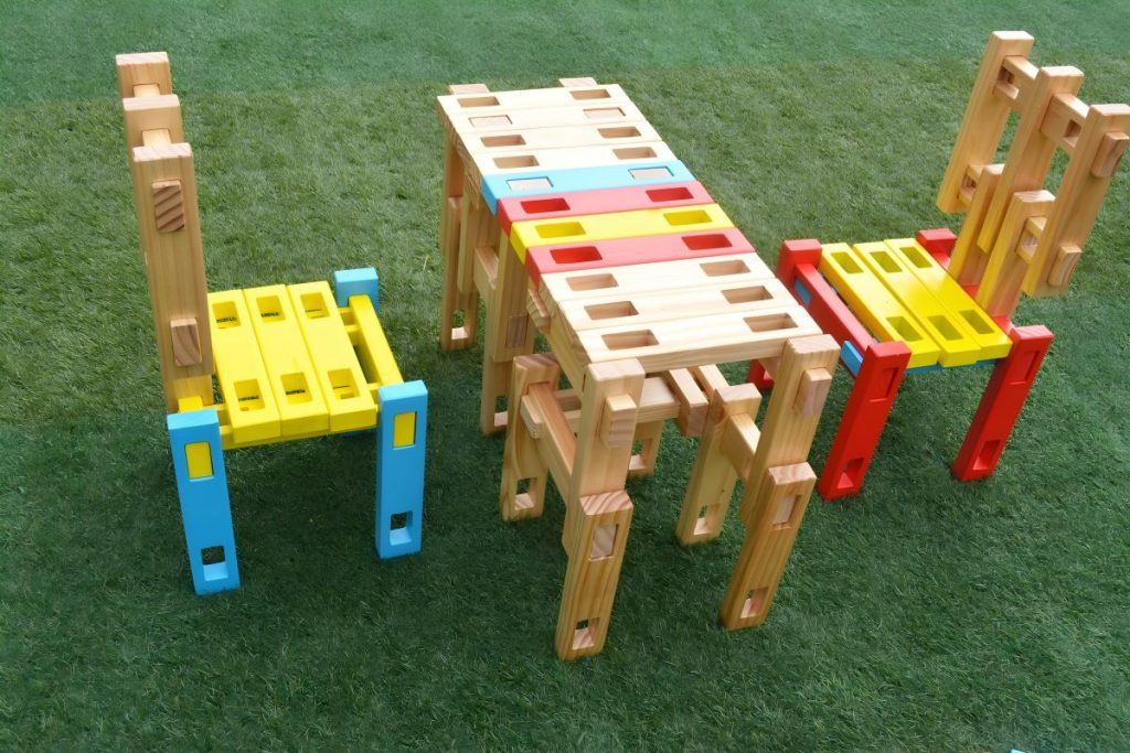 180-Piece Colorful Interlocking Wooden Construction Blocks