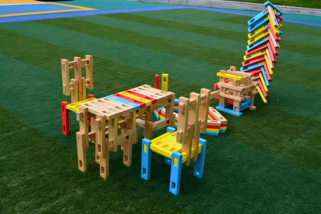 180-Piece Colorful Interlocking Wooden Construction Blocks
