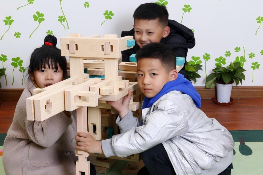 180-Piece Luban-Style Interlocking Wooden Construction Blocks