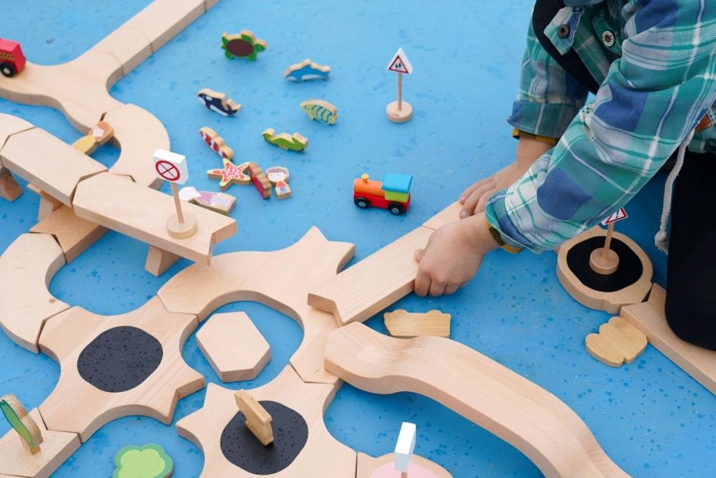 182-Piece Modular Wooden Roadway & Small World Play Set