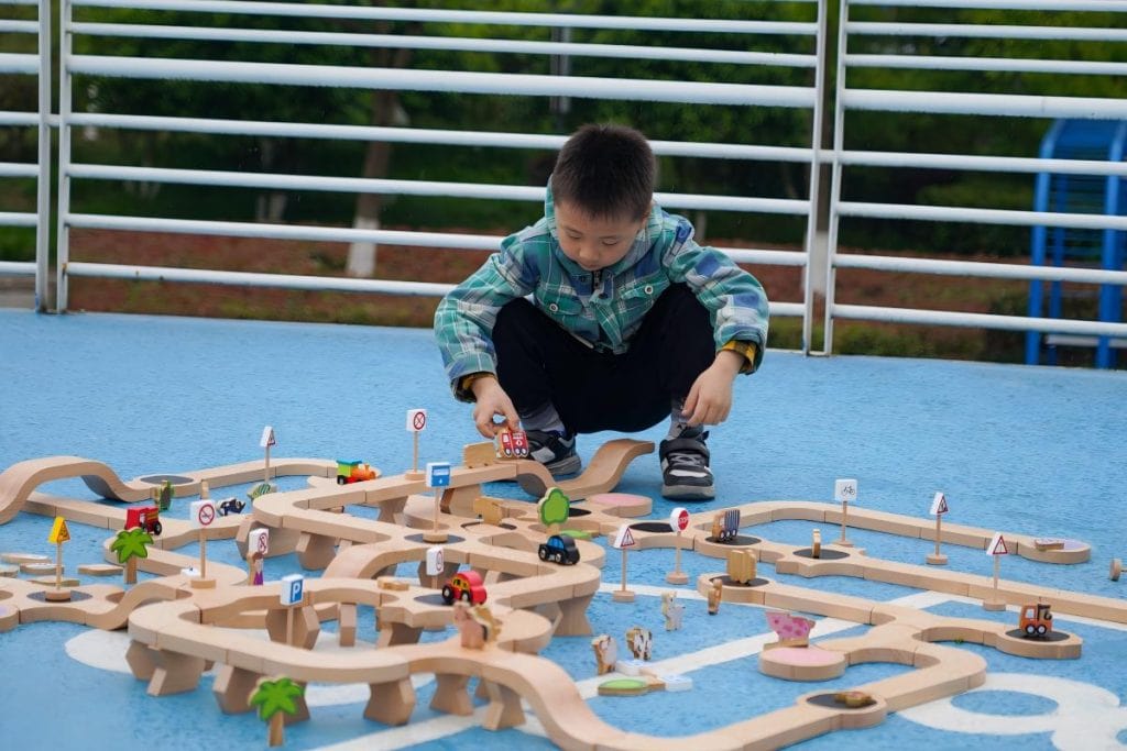 182-Piece Modular Wooden Roadway & Small World Play Set