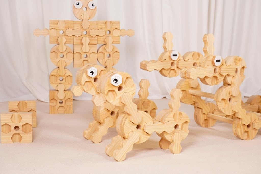 198-Piece Pinewood Interlocking Connector Building Set