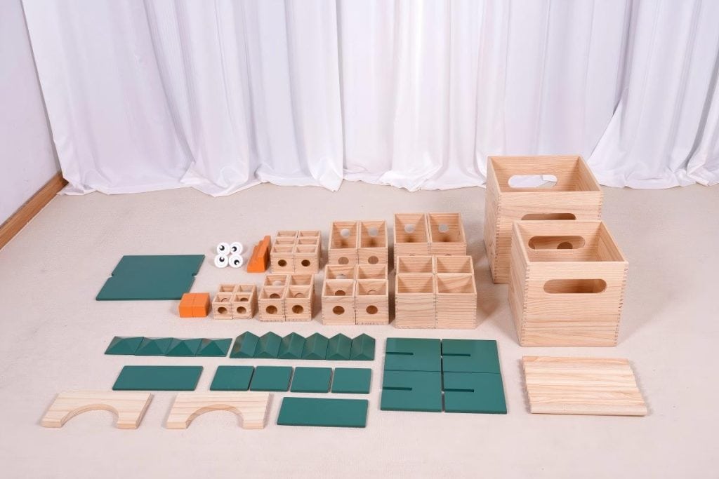 20-Shape Modular Pinewood Hollow Block Construction System