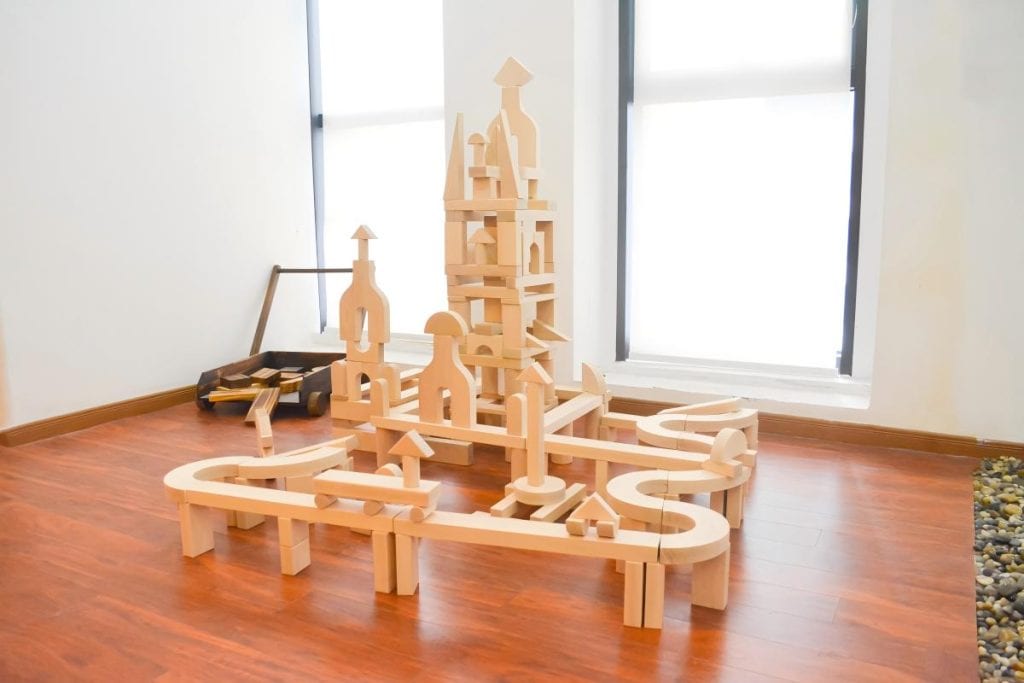 200-Piece Jumbo Solid Wood Unit Blocks Set