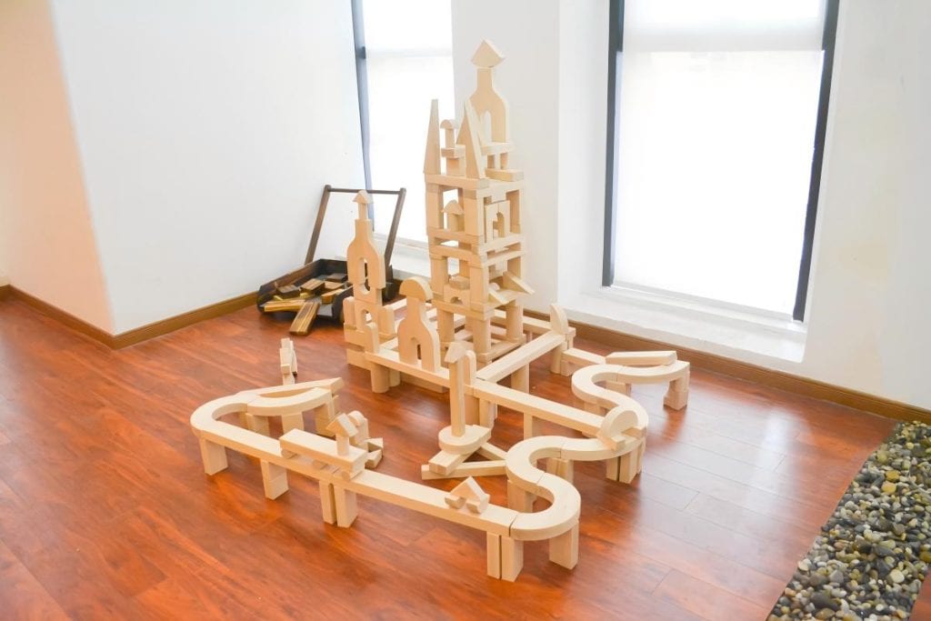 200-Piece Jumbo Solid Wood Unit Blocks Set