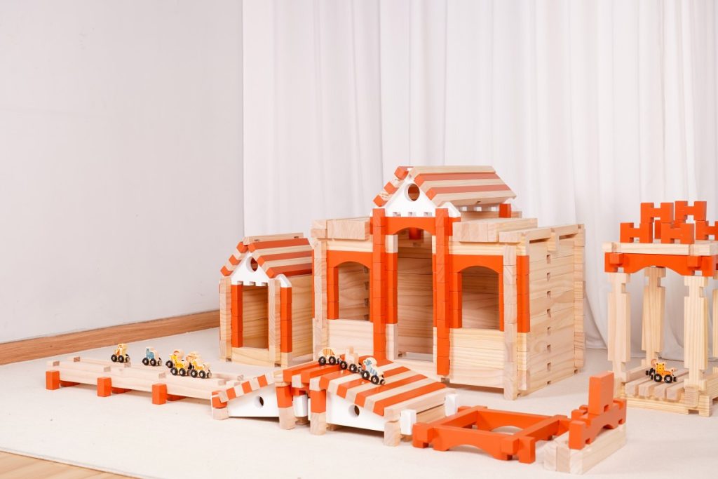221-Piece Master Builder Wooden Interlocking Construction Set