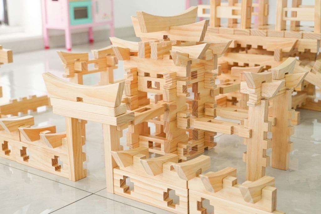 226-Piece Architecture Mortise & Tenon Building Set