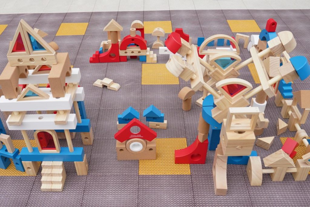 238-Piece Large Multisensory Wooden Building Blocks Set