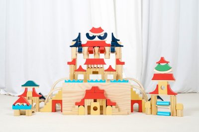 255-piece architecture wooden blocks arranged as a traditional palace