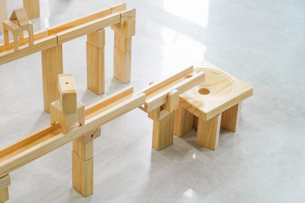 268-Piece Large Wooden Marble Run & Elevated Track Construction Set
