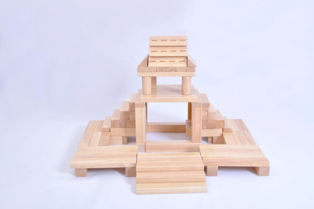 398-Piece Preschool Architectural & Railway Wooden Building Blocks Set