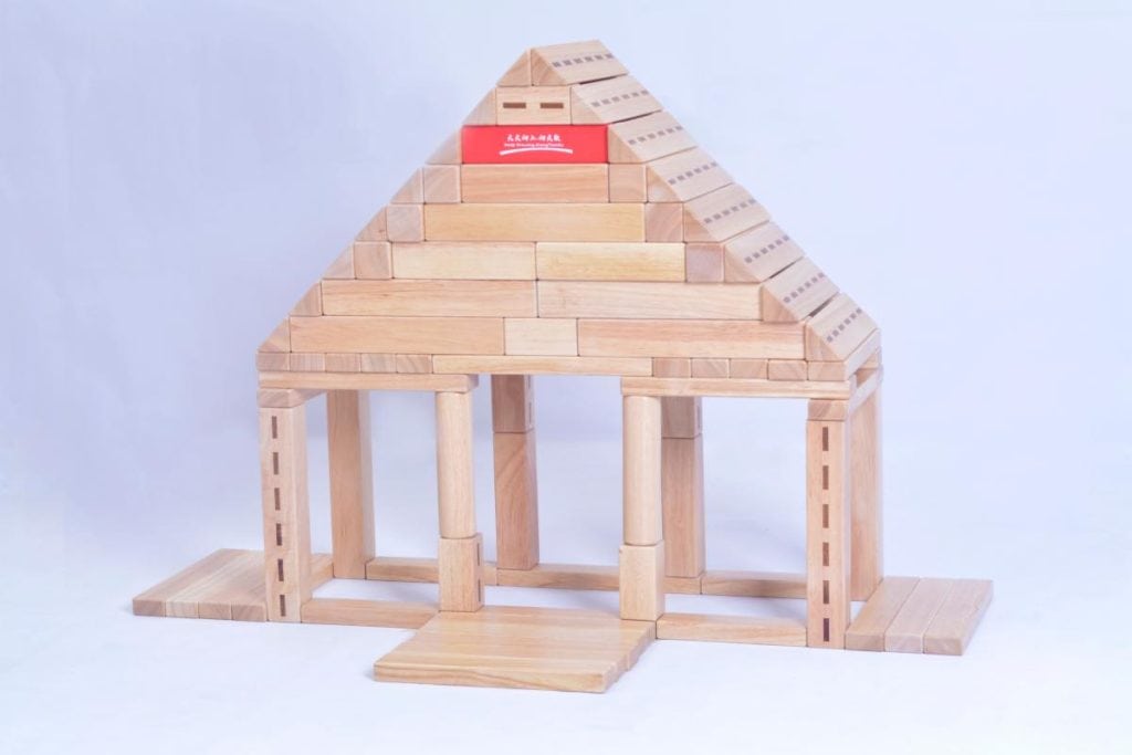 398-Piece Preschool Architectural & Railway Wooden Building Blocks Set