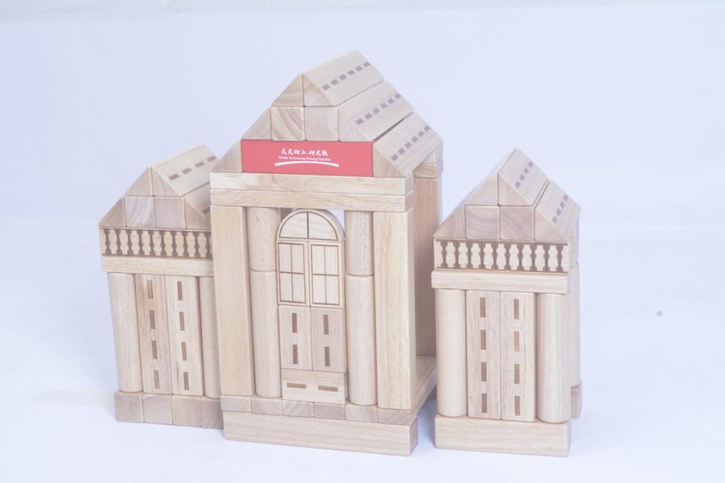 398-Piece Preschool Architectural & Railway Wooden Building Blocks Set